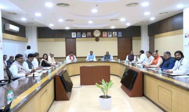 किसानों के लिए खुशखबरी, होली के पहले जारी होगी धान की अंतर राशि, साय कैबिनेट बैठक में हुआ फैसला