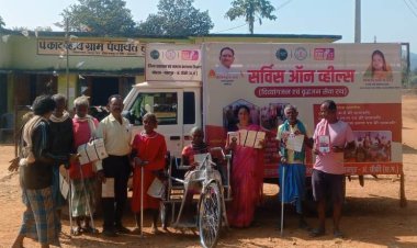 जिले के अंतिम छोर बोड़ेगाँव पहुँचा ‘सर्विस ऑन व्हील्स’ सेवा रथ, 137 हितग्राहियों को मिला लाभ  