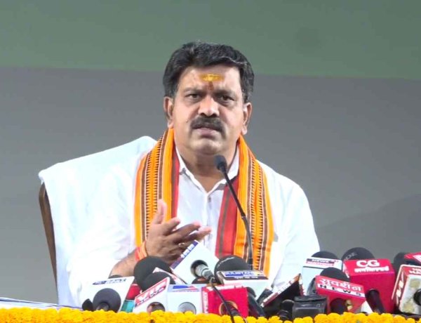 नक्सलियों से 1100 हथियार बरामद, 532 हुए ढेर, नक्सलवाद को लेकर विजय शर्मा ने गिनाए चौंकाने वाले आंकड़े