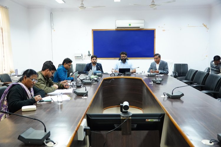 *राजस्व प्रकरणों का शत-प्रतिशत निराकरण समयसीमा में सुनिश्चित करने के दिए निर्देश*