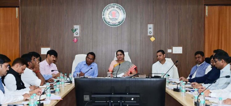 अंतरराज्यीय सीमाओं पर स्थित आबकारी जांच चौकियों को अन्य राज्यों की मदिरा के विरुद्ध विशेष अभियान चलाए: आबकारी आयुक्त