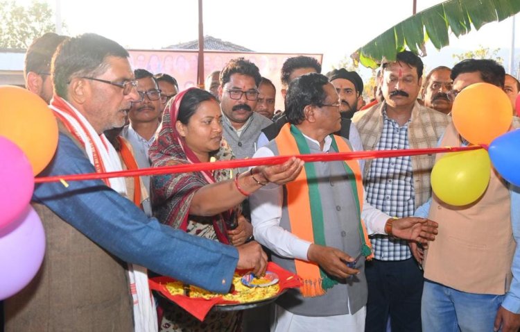 मंत्री लक्ष्मी राजवाड़े ने विगत दिवस में किया पूरक पोषण आहार यूनिट का शुभारंभ..