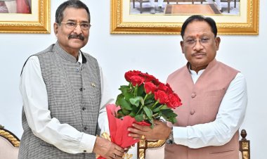 मुख्यमंत्री विष्णु देव साय से छत्तीसगढ़ राज्य पुलिस जवाबदेही प्राधिकरण के नव पदस्थ सदस्य श्री राजीव श्रीवास्तव ने की सौजन्य भेंट