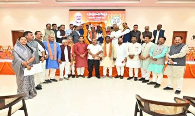 सीएम निवास में बुलाई गई भाजपा विधायक दल की बैठक, कई मुद्दों पर होगी चर्चा