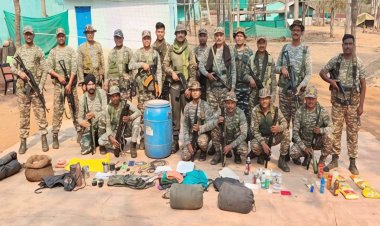 नक्सल विरोधी अभियान में सुरक्षा बलों को बड़ी सफलता, 18 किलो अमोनियम नाइट्रेट सहित भारी मात्रा में नक्सली सामग्री बरामद