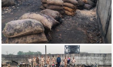 पुलिस की बड़ी कार्रवाई, गायत्री खदान से चोरी का 33 टन कोयला जप्त, चोरों के 13 मोटर सायकल व 7 सायकल जप्त।...