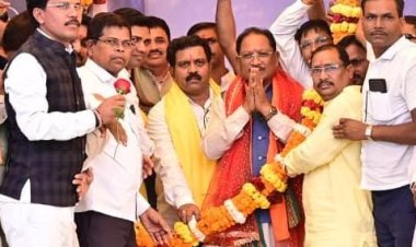 मुख्यमंत्री साय ने जुनवानी नर्मदा धाम में की पंच कुंडीय  रुद्र महायज्ञ की परिक्रमा