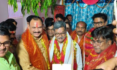 काम ऐसा कि 'विपक्ष' भी हो गया कायल: नेता प्रतिपक्ष डॉ. चरणदास महंत ने की स्वास्थ्य मंत्री श्याम बिहारी जायसवाल के समर्पण की मुक्तकंठ से प्रशंसा,,,