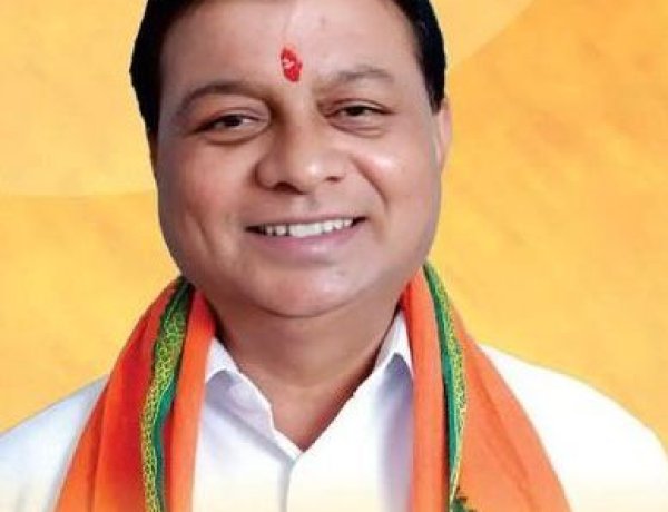 वाणिज्य एवं उद्योग और श्रम मंत्री लखन लाल देवांगन ने प्रदेशवासियों को दी होली पर्व की बधाई