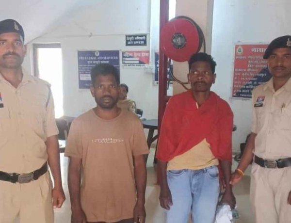 बलरामपुर के तुर्रीपानी गांव में अफीम की खेती, पुलिस ने दो लोगों की किया गिरफ्तार, 2 करोड़ का अफीम भी जब्त