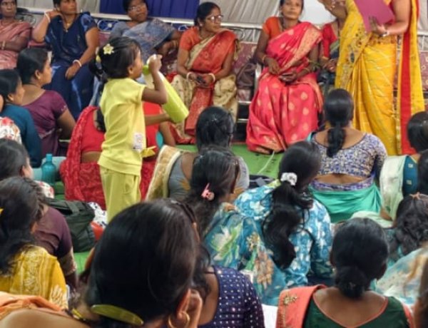 सरगुजा संभाग में सर्व आंगनबाड़ी कार्यकर्ता सहायिका संघ के प्रतिनिधिमंडल ने लिया ऐतिहासिक फैसला,बैठक कर बनाई एकजुटता,अब एक साथ होगा सभी संघ का संघर्ष