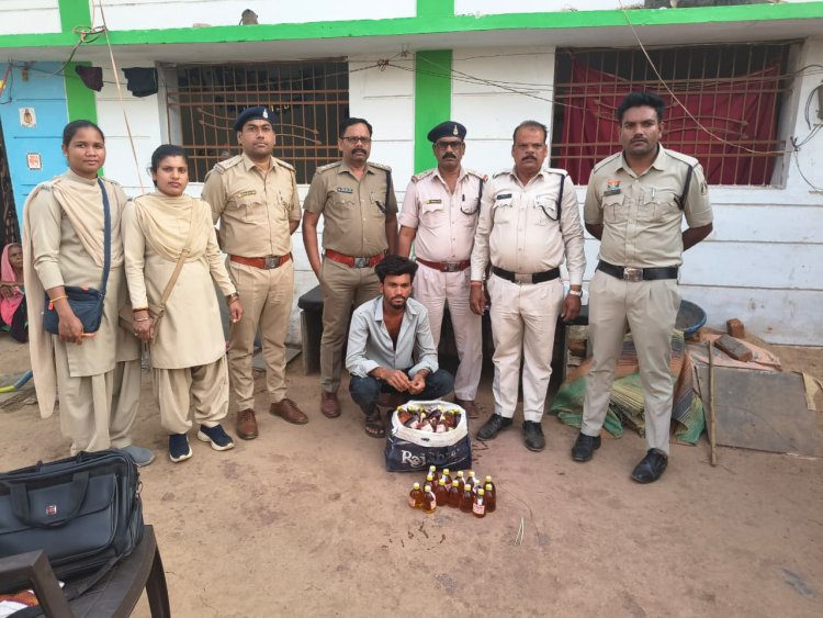 बलौदाबाजार : संयुक्त टीम ने 10 हजार रुपए से अधिक की देशी मदिरा किया जब्त