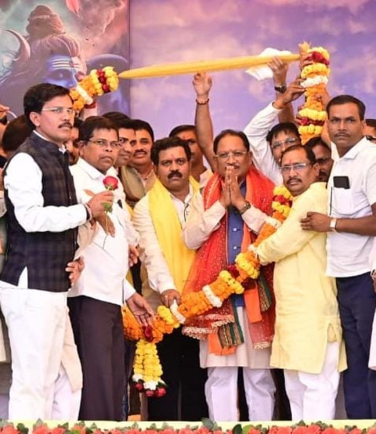 मुख्यमंत्री साय ने जुनवानी नर्मदा धाम में की पंच कुंडीय  रुद्र महायज्ञ की परिक्रमा