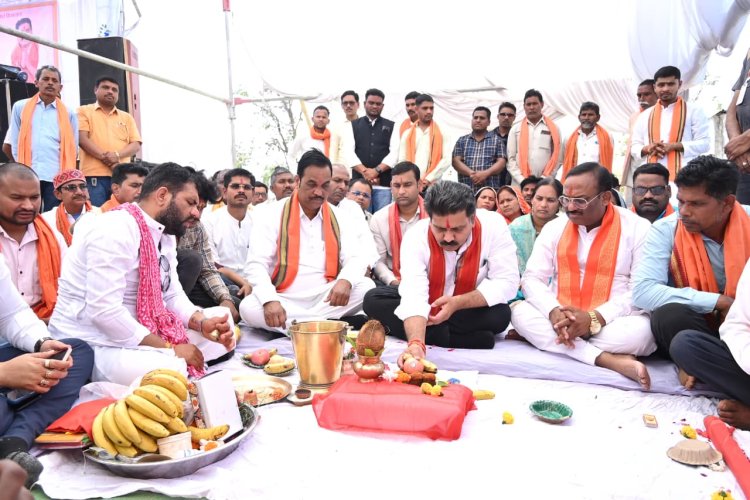 किसानों के विकास के लिए लगातार कार्य कर रही छत्तीसगढ़ सरकार– उपमुख्यमंत्री विजय शर्मा    