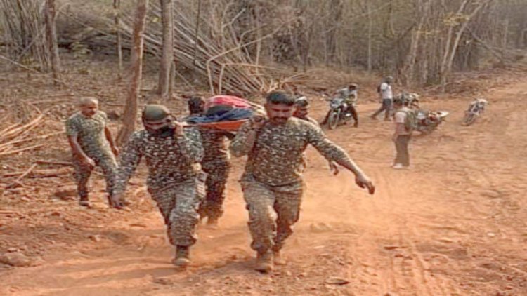 ITBP जवानों ने पेश की मानवता की मिसाल : गर्भवती महिला को 5 किमी कंधों पर ढोकर बचाई जान