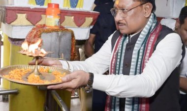मुख्यमंत्री विष्णु देव साय ने रायगढ़ के राजापारा स्थित भगवान जगन्नाथ मंदिर में की पूजा-अर्चना