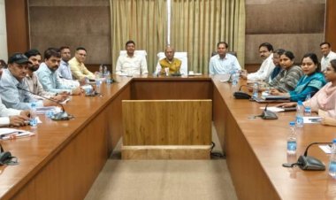 मार्कफेड की राज्य स्तरीय समीक्षा बैठक में धान निराकरण एवं उठाव में तेजी के निर्देश  