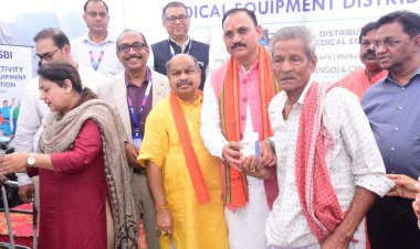 सरकार स्वास्थ्य सेवाओं के विस्तार और सुदृढ़ीकरण के लिए प्रतिबद्ध: स्वास्थ्य मंत्री श्याम बिहारी जायसवाल  