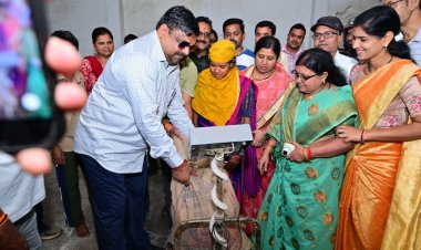 मंत्री गजेन्द्र यादव ने उचित मूल्य दुकान का किया औचक निरीक्षण  