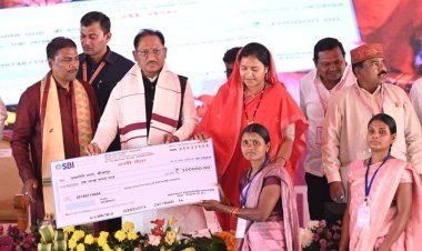 विशेष लेख : स्वाभिमान की नई पहचान : छत्तीसगढ़ में महिला सशक्तिकरण का स्वर्णिम दौर  