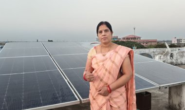 रायपुर : सोलर पैनल अपनाकर देवश्री साहू बनीं आत्मनिर्भर, बिजली बिल से मिली पूर्ण मुक्ति