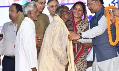रायपुर : विशेष लेख : छत्तीसगढ़ में वरिष्ठ नागरिकों के लिए मजबूत सामाजिक सुरक्षा तंत्र