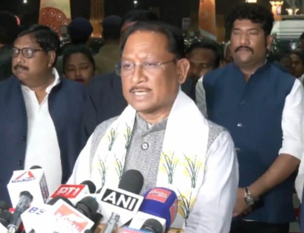 सीएम साय जशपुर रवाना, कहा – दूरस्थ और छोटे गांवों तक पहुंचेगी सड़क सुविधा, वेदांता हादसे के दोषियों पर होगी सख्त कार्रवाई