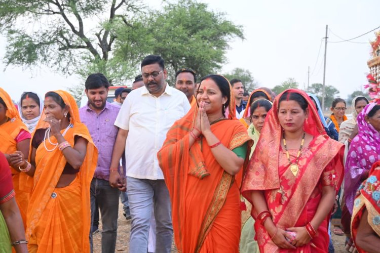 मंत्री श्रीमती लक्ष्मी राजवाड़े ने 3.80 करोड़ रूपए की सड़क निर्माण कार्य का किया शुभारंभ  