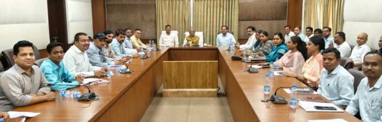 मार्कफेड की राज्य स्तरीय समीक्षा बैठक में धान निराकरण एवं उठाव में तेजी के निर्देश  