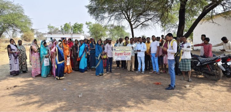 बलौदाबाजार : वीबी-ज़ी राम जी अंतर्गत ग्राम पंचायतो में रोजगार दिवस का आयोजन