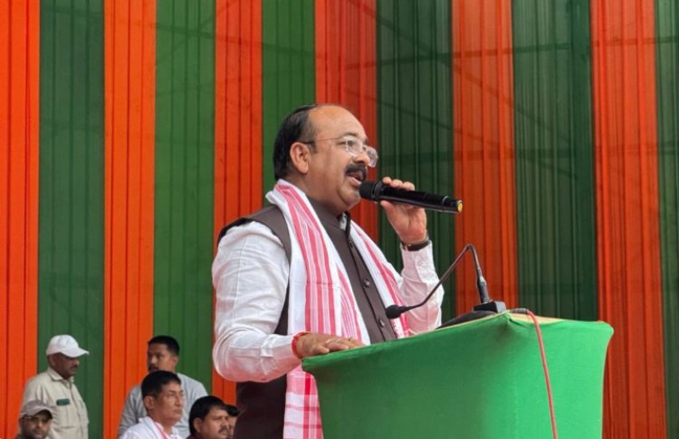 असम चुनाव 2026 : उपमुख्यमंत्री साव ने 9 विधानसभा क्षेत्रों में किया धुआंधार प्रचार, BJP प्रत्याशियों के लिए मांगे वोट, कहा- 5 लाख करोड़ के निवेश से विकसित असम का संकल्प होगा पूरा