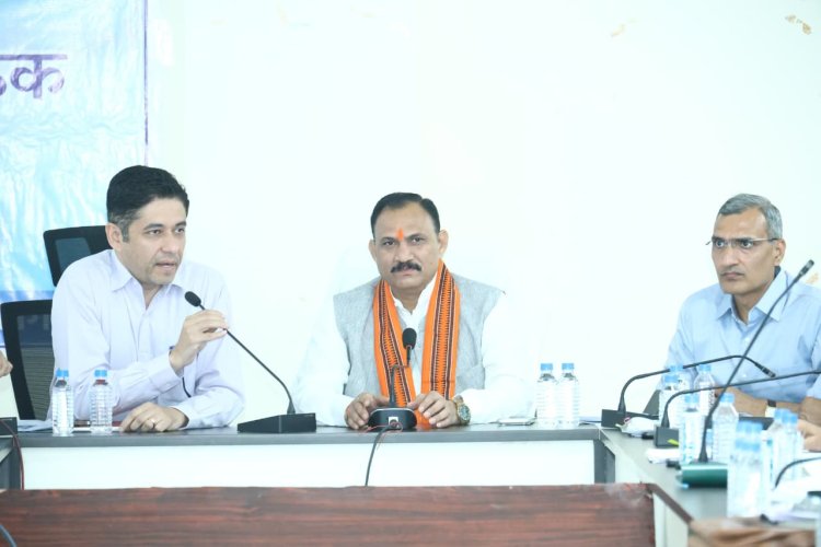 स्वास्थ्य सेवाओं की गुणवत्ता सुधार पर जोर, राज्य स्तरीय समीक्षा बैठक में अहम निर्देश  