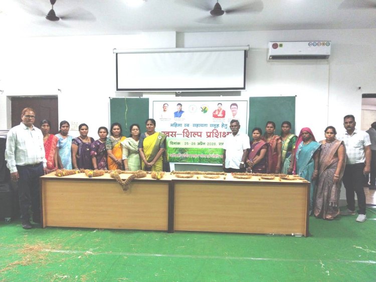 खस की सुगंधित जड़ों से शिल्प कला कृतियां और उत्पाद बनाने का प्रशिक्षण