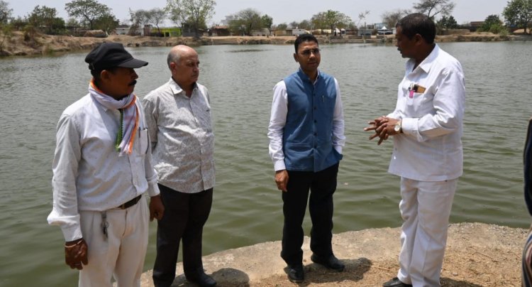 ​रायपुर : जिला प्रशासन की अनूठी पहल, नहरों के पानी से लबालब हुए 450 तालाब