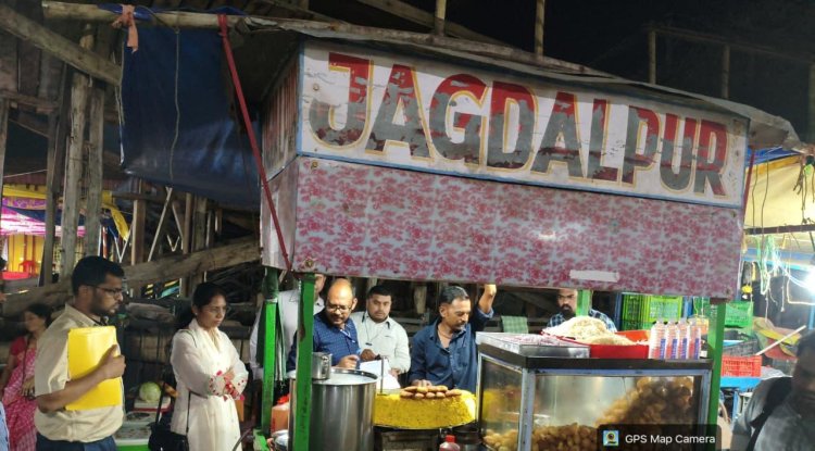 रायपुर : 'सही दवा-शुद्ध आहार' अभियान में जगदलपुर के चाट-गुपचुप सेंटरों और कॉस्मेटिक्स दुकानों का हुआ निरीक्षण