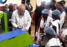 केंद्रीय गृहमंत्री श्री अमित शाह ने चखा बस्तर की इमली का स्वाद बोले यहां की इमली का स्वाद खट्टा नहीं बल्कि मीठा,