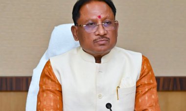 आम जनता से शालीनता से पेश आएं अधिकारी - मुख्यमंत्री,  लोगों की सुनें, लोगों को सुनाएं नहीं - मुख्यमंत्री का अधिकारियों को दो टूक निर्देश,,,