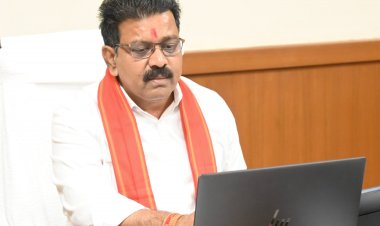 रायपुर : उप मुख्यमंत्री  विजय शर्मा ने की सुशासन तिहार की तैयारियों की समीक्षा