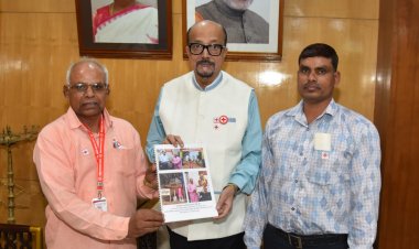 रायपुर : राज्यपाल  डेका ने गोद ग्राम सोनपुरी के समग्र विकास के लिए दिए आवश्यक निर्देश