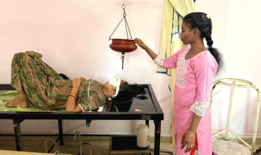 रायपुर : पंचकर्म चिकित्सा की मदद से 5 साल पुराने माइग्रेन से मुक्त हुईं सीमा,सुकमा जिले में सेहत के साथ युवाओं को मिल रही मुख्यधारा की रोशनी,,,