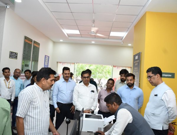 रायपुर : छत्तीसगढ़ का स्मार्ट रजिस्ट्री मॉडल बना देश के लिए प्रेरणादायी उदाहरण,दो माह में भारत सरकार के अधिकारियों का तीसरा दौरा, सचिव ने की सराहना,,,