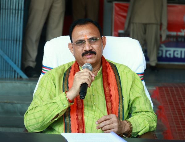 220 बिस्तर अस्पताल मनेंद्रगढ़ बना भरोसे का केंद्र, एक दिन में 8 सर्जरी कर बढ़ाया स्वास्थ्य सेवाओं का मान,,,
