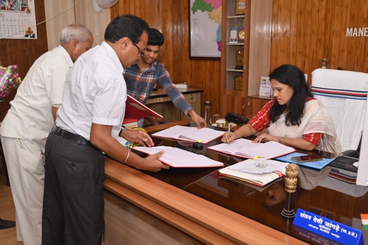 नवपदस्थ कलेक्टर सुश्री संतन देवी जांगड़े ने संभाली एमसीबी जिले की कमान, पदभार ग्रहण करते ही दिखी प्रशासनिक सक्रियता,