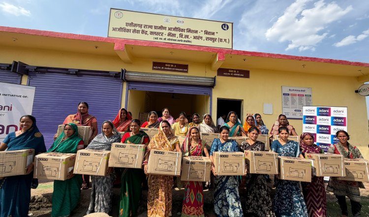 मुख्यमंत्री श्री विष्णु देव साय की घोषणा का त्वरित असर: कोसरंगी की दीदियों को मिली 50 निःशुल्क सिलाई मशीनें,,,