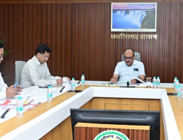 एनएमडीसी की परिक्षेत्र विकास निधि की बैठक सम्पन्न,