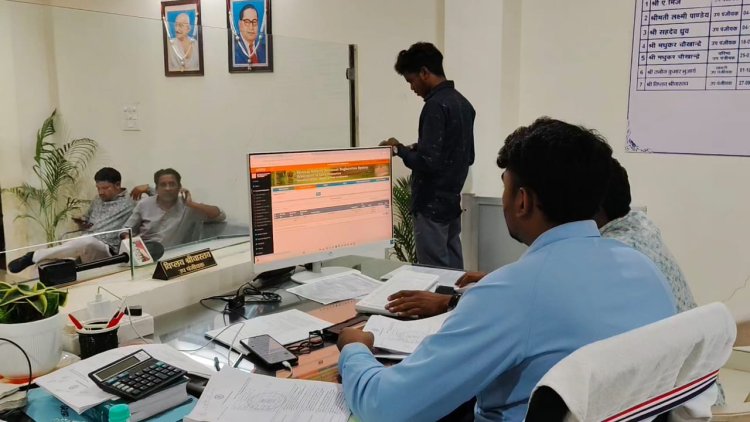 रायपुर : साय सरकार की बड़ी राहतः महिलाओं के नाम संपत्ति रजिस्ट्री में 70 प्रतिशत भारी वृद्धि